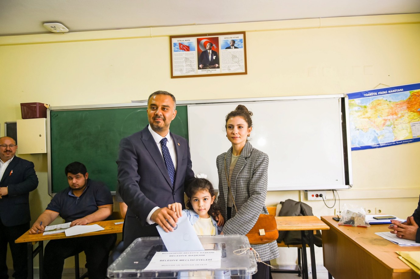 AK Parti Onikişubat Belediye Başkan Adayı Hanifi Toptaş: 