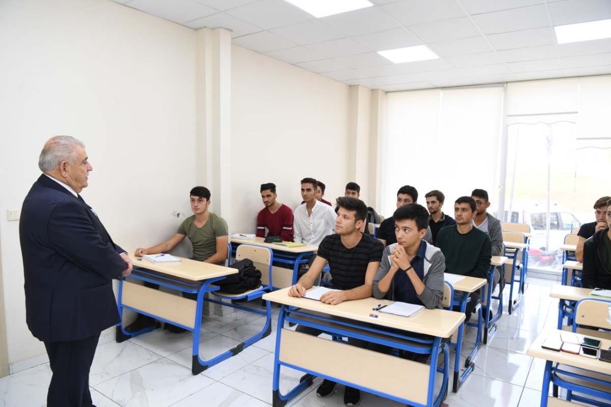 Onikişubat Belediyesi’nin başarı oranıyla dikkat çeken Üniversite Hazırlık Kursları’na başvurular başladı