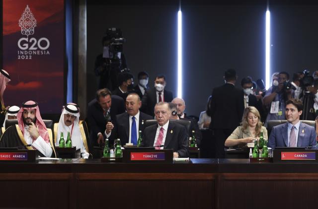 Erdoğan 2023'ü Göstererek Uyardı: 'Kriz Kapıda'