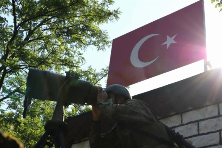 Hudut Kartalları sınırda geçit vermedi: 15 Terörist Yakalandı!
