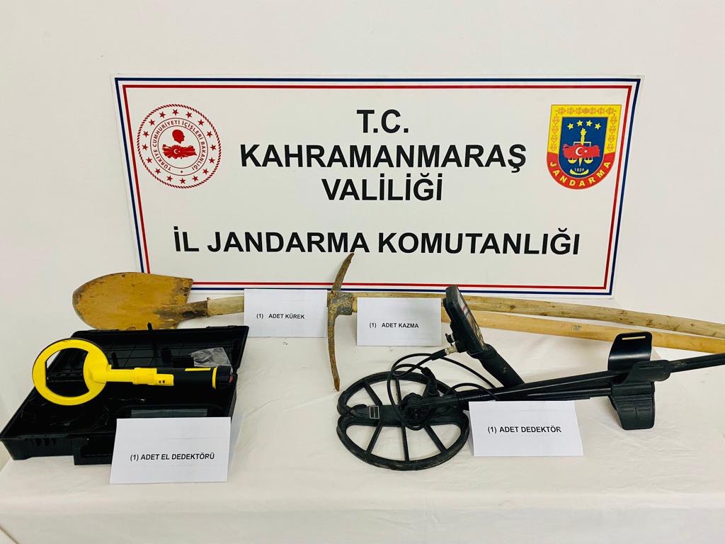 Afşin’de 3 define avcısı yakalandı 
