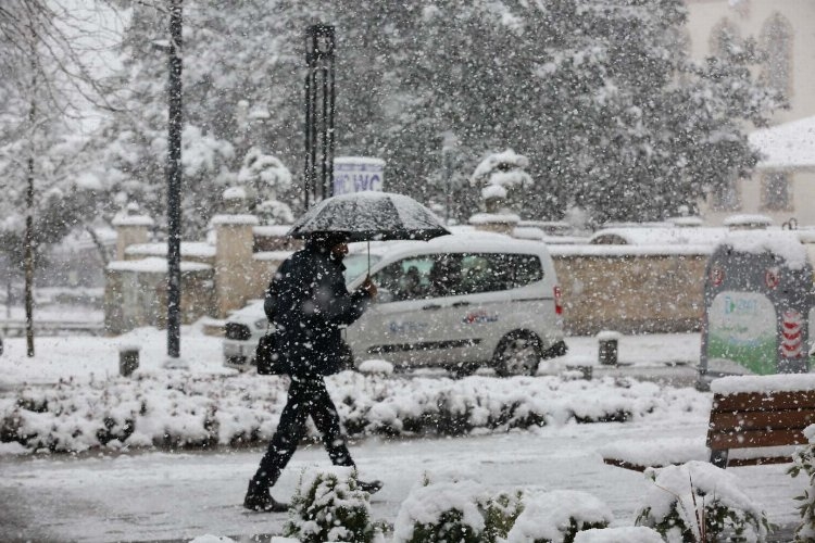 Kahramanmaraş ve Adana'da eğitime kar tatili geldi!