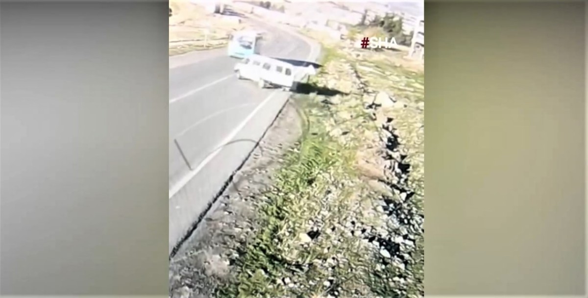 Kahramanmaraş’ta halk otobüsü ile çarpışan minibüs şoförü öldü 