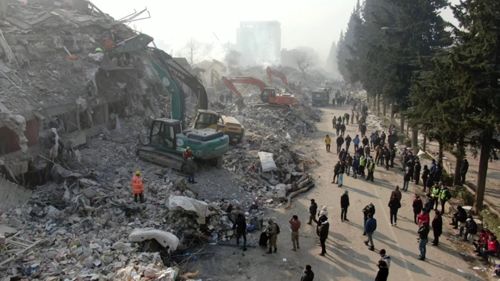 Kahramanmaraş merkezli depremlerde yıkılan binalarla ilgili 120 tutuklama