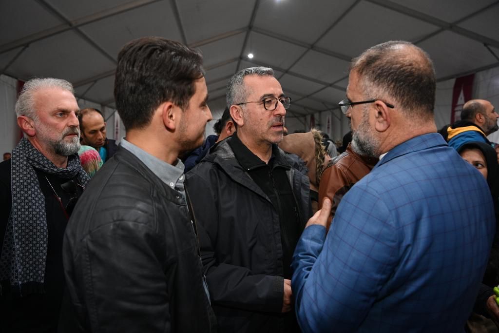 Başkan Güngör Egemenlik Mahallesi’nde Vatandaşlarla Oruç Açtı
