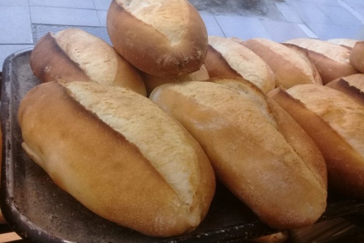 Kahramanmaraş'ın Komşusunda Ekmek Fiyatları Düştü: 200 Gram Ekmek 5 TL Oldu!