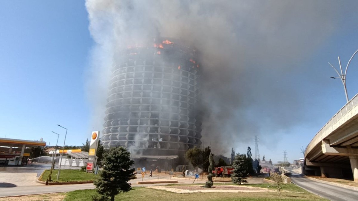 Gaziantep'te Dev Otel Yangını!