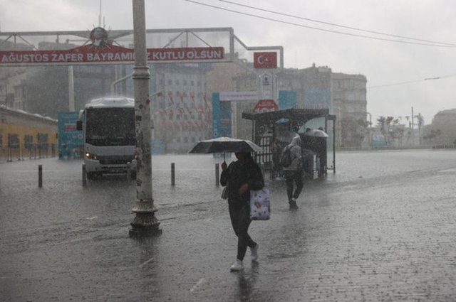 Samsun'da Şiddetli Yağışlar Nedeniyle Okullar 1 Gün Tatil Edildi!