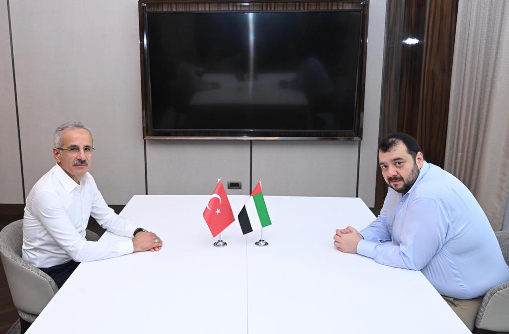 Ulaştırma ve Altyapı Bakanı Abdulkadir Uraloğlu, BAE Yatırım Bakanı Al Suwaidi İle Bir Araya Geldi