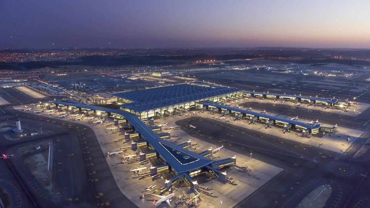 Türkiye Hızla Yükseliyor: İstanbul Havalimanı Avrupa'nın Zirvesinde!