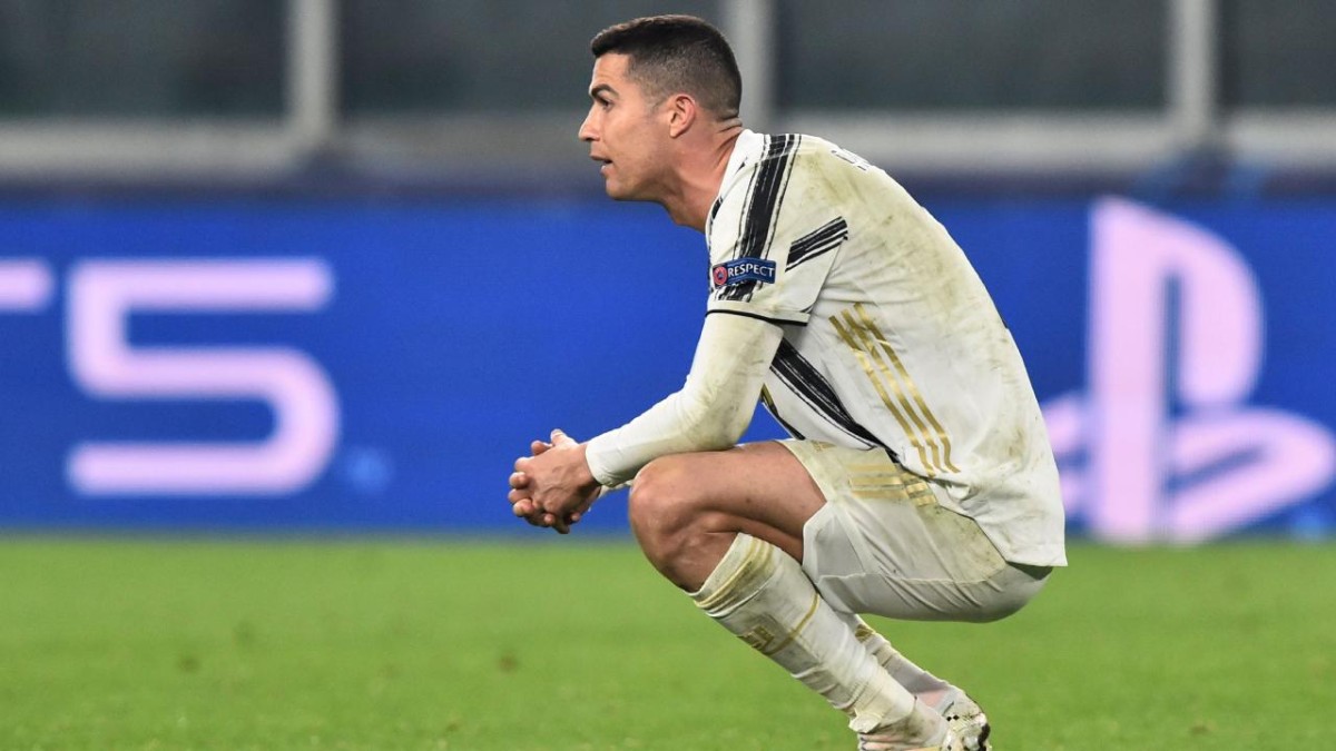 Şaka Değil, Gerçek! İran'da Ronaldo'ya Kırbaç Cezası Verildi!