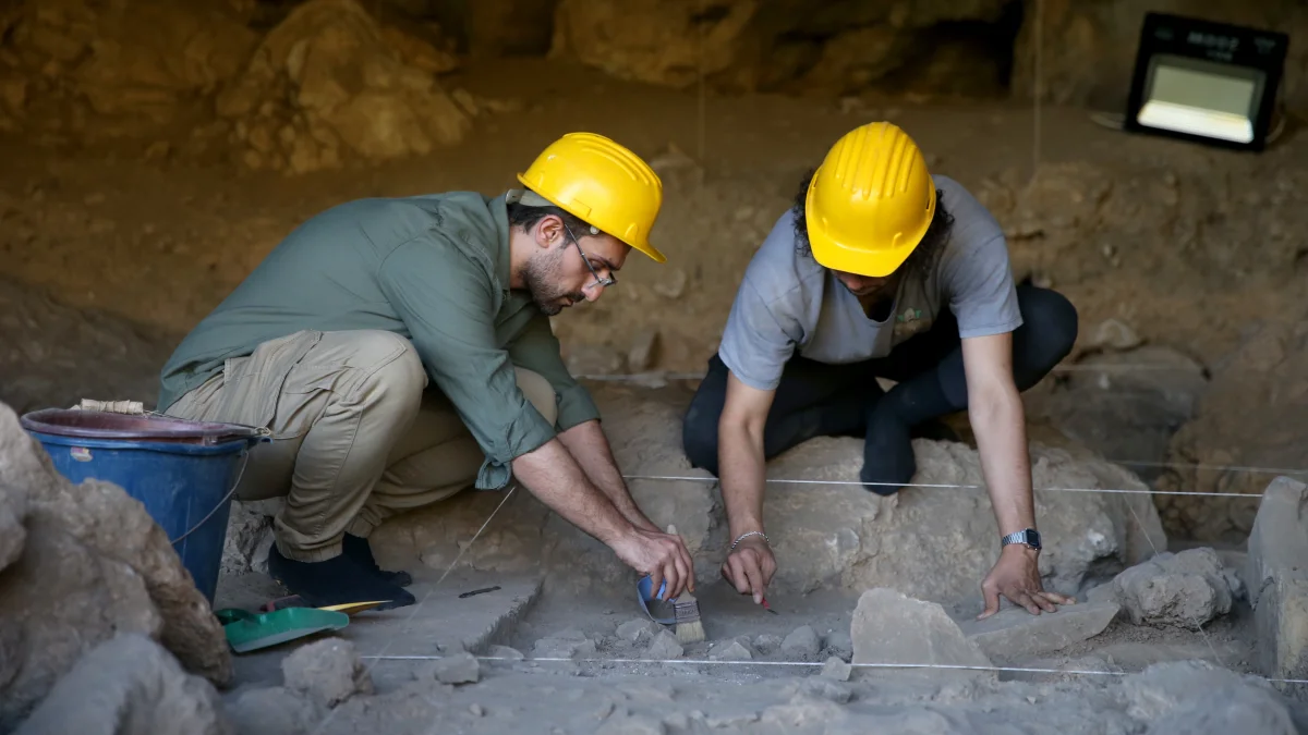 Kahramanmaraş'ta Bir Mağarada 12 Bin Yıllık Mezar Keşfedildi!