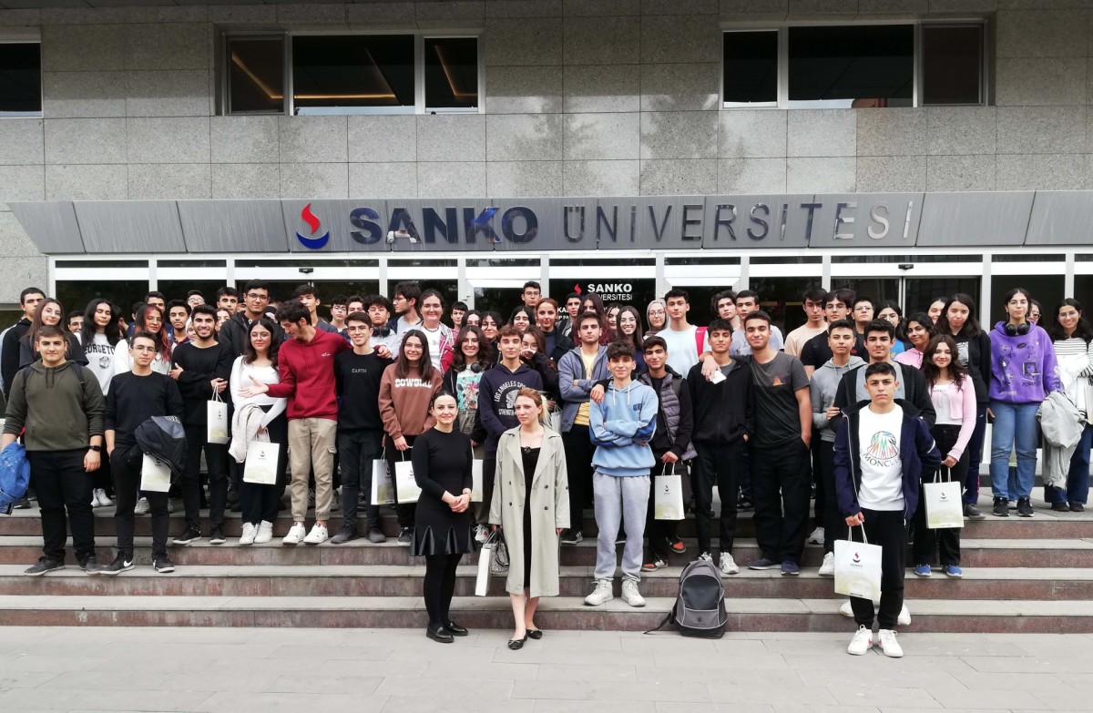 TOBB Fen Lisesi Öğrencileri SANKO Üniversitesi'ni Ziyaret Etti