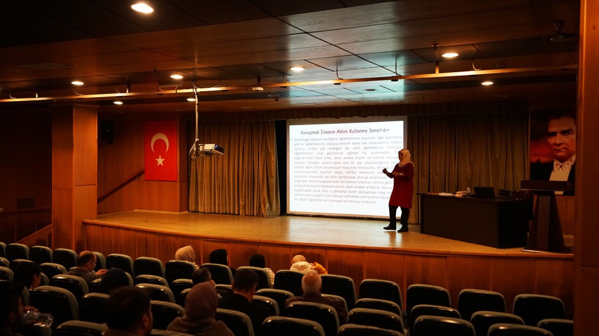 Kahramanmaraş Akademi’nin Güz Döneminde Eğitimler Sürüyor