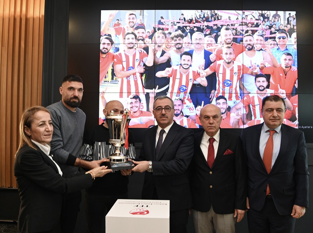 İstiklal Spor, Şampiyonluk Kupasına Kavuştu!