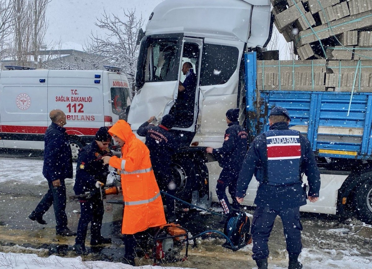 Kahramanmaraş'ta Zincirleme Trafik Kazası: 1 Yaralı!