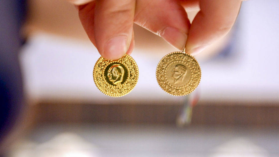 Altın Rekor Kırıyor! Gram Altın, Çeyrek Altın ve Cumhuriyet Altını Fiyatları 21 Şubat 2024