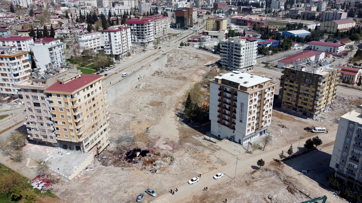 Kahramanmaraş'ta Deprem Şehidi Alya'nın Cenazesi Elazığ'da Bulundu!