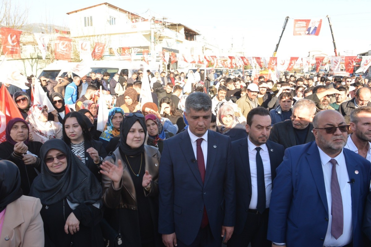 Yeniden Refah Partisi Büyükşehir Belediye Başkan Adayı Aydoğar, 5 Bin Konut Sözü Verdi